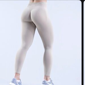 Impact leggings dfyne size small